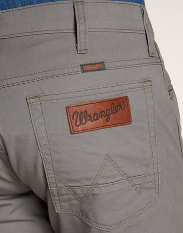 PANTALON WRANGLER GREENSBORO PEWTER